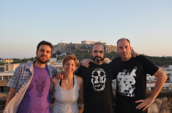 Tapely-Team vor der Akropolis. Ganz rechts Alexandros Nikolaidis